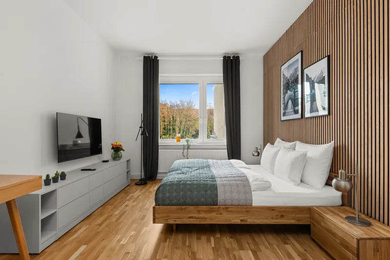 Kernsaniertes 2-Zimmer-Design in Neukölln — photo 1